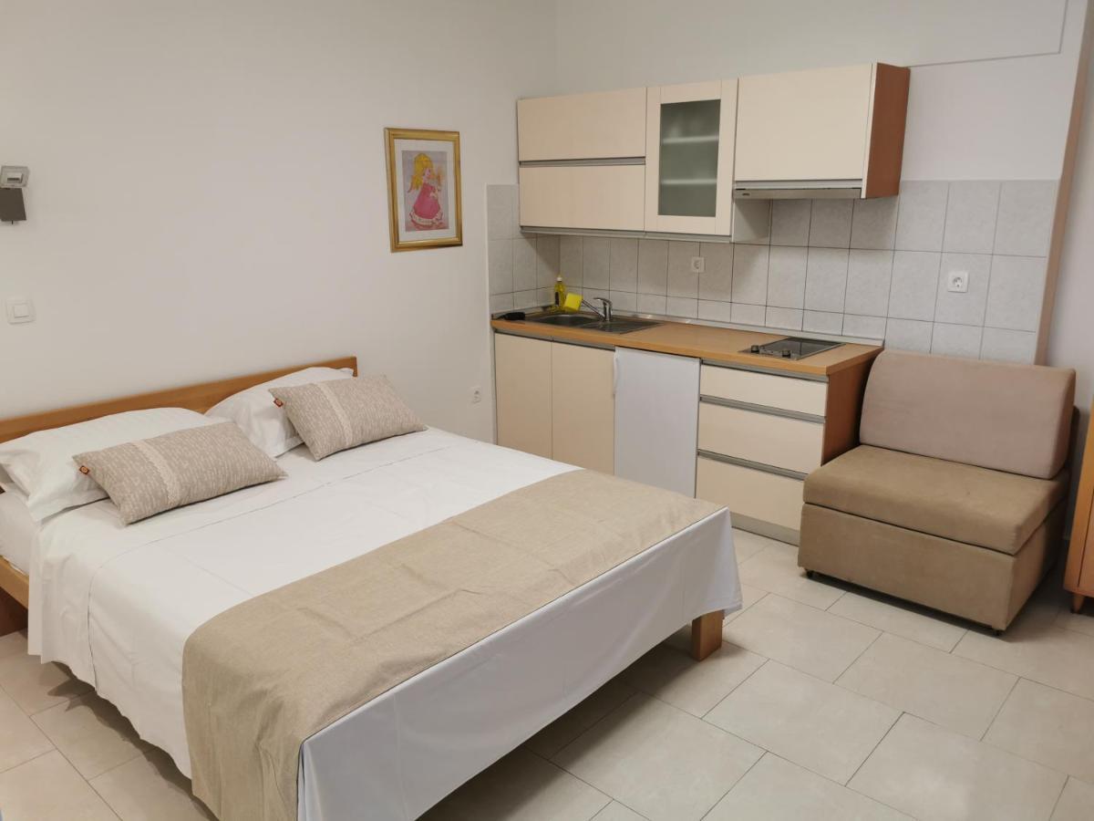 Apartment Dony - Ticic Novalja Dış mekan fotoğraf